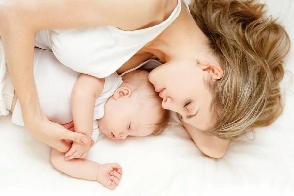 Chăm sóc mẹ sau sinh đúng cách